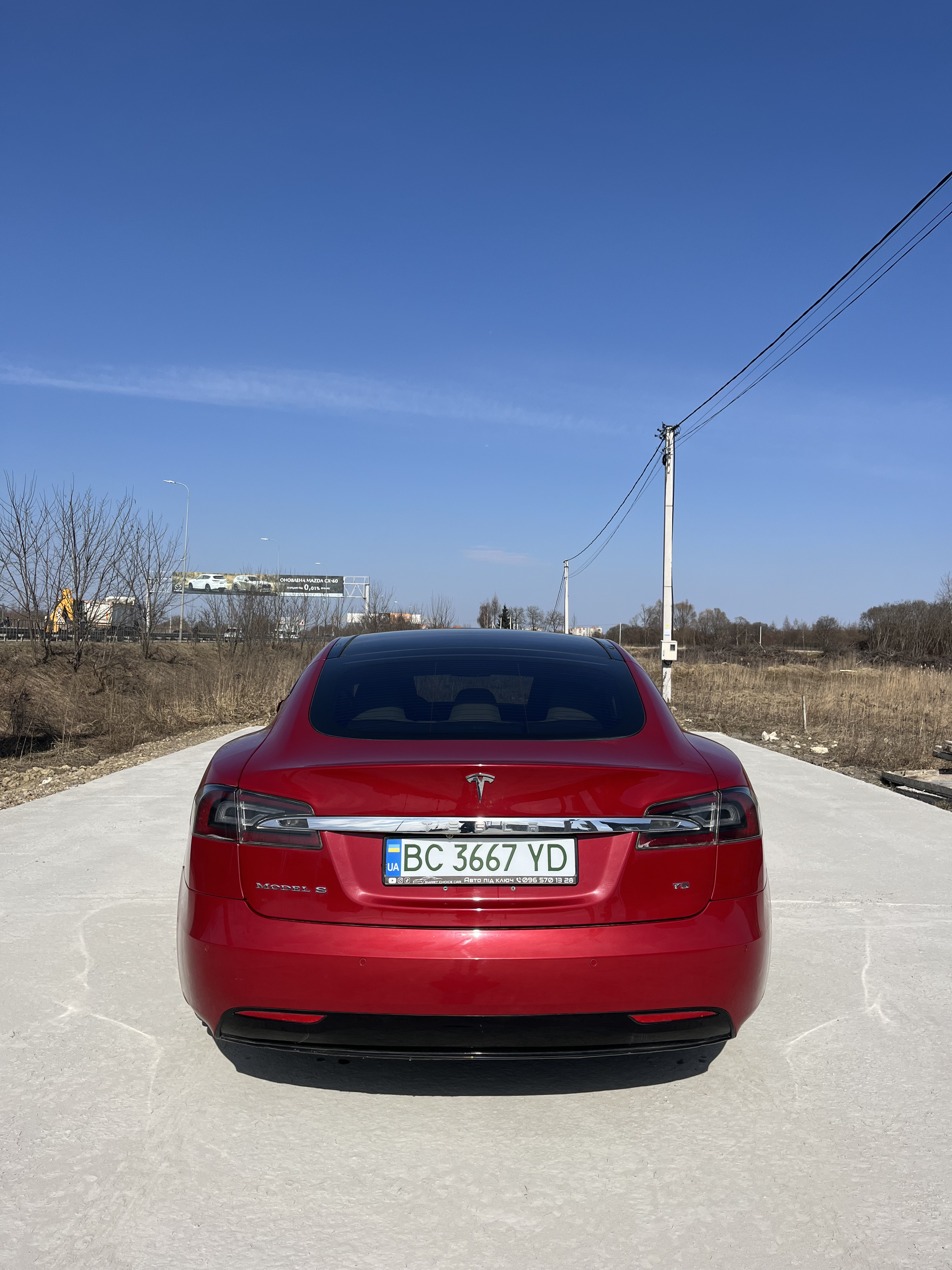 Tesla Model S 75 thumbnail 14