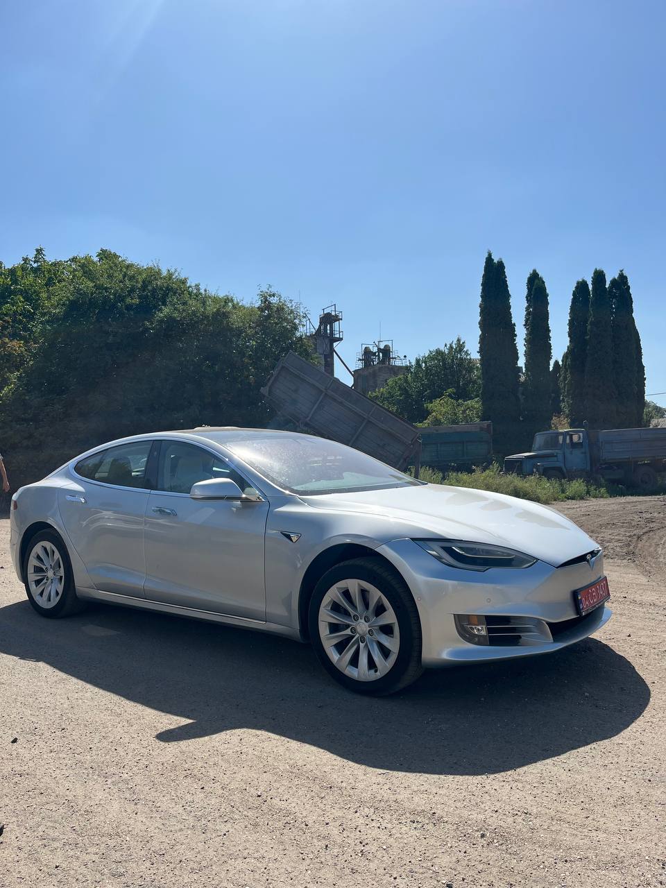 Tesla Model S 100D thumbnail 6