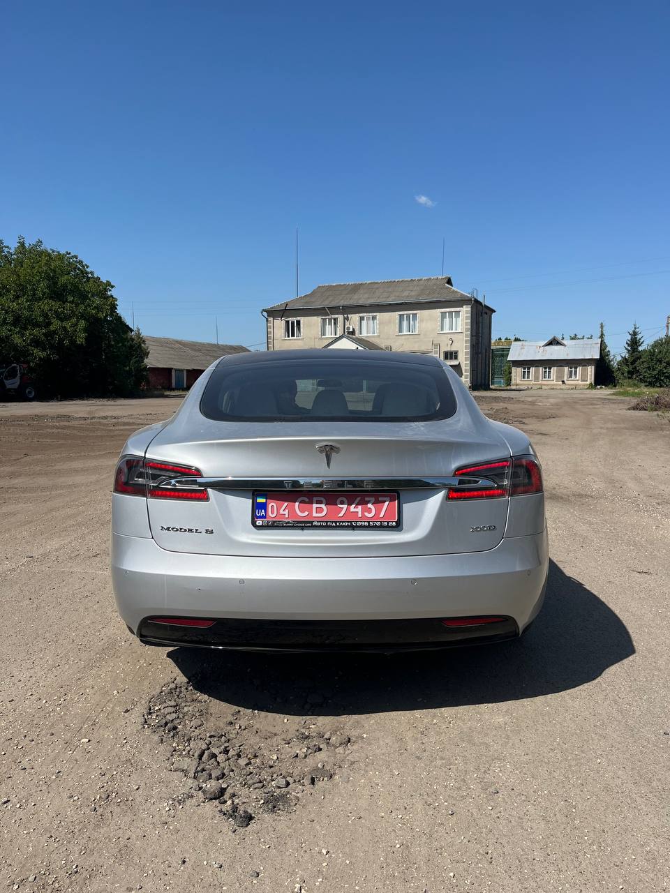 Tesla Model S 100D thumbnail 11