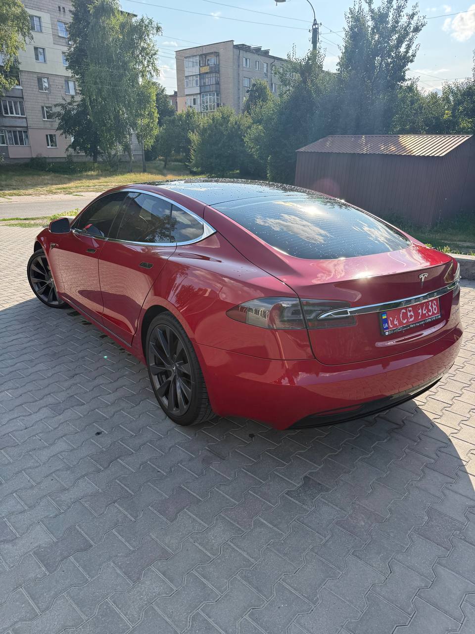 Tesla Model S Long Range Plus thumbnail 4
