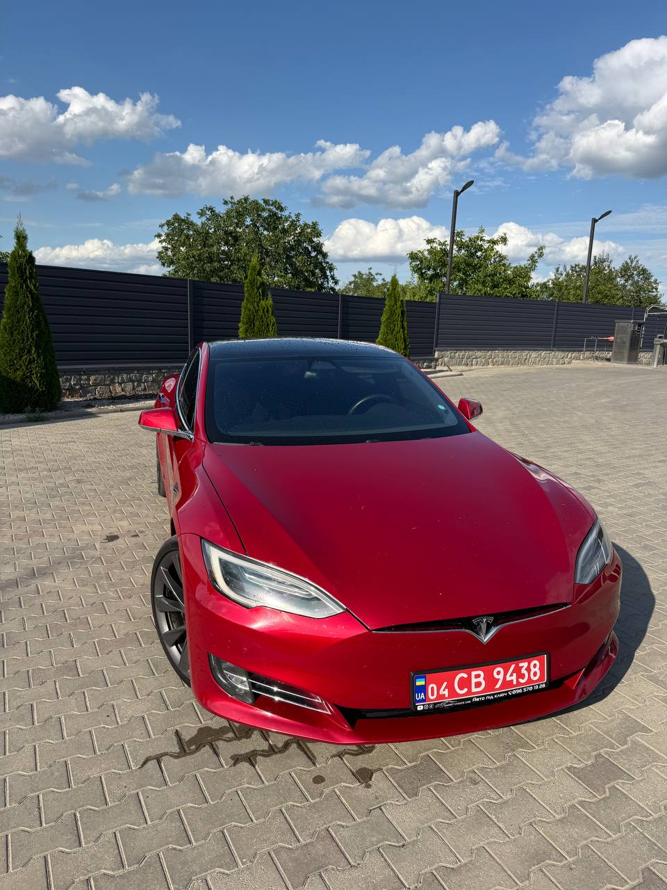 Tesla Model S Long Range Plus thumbnail 6