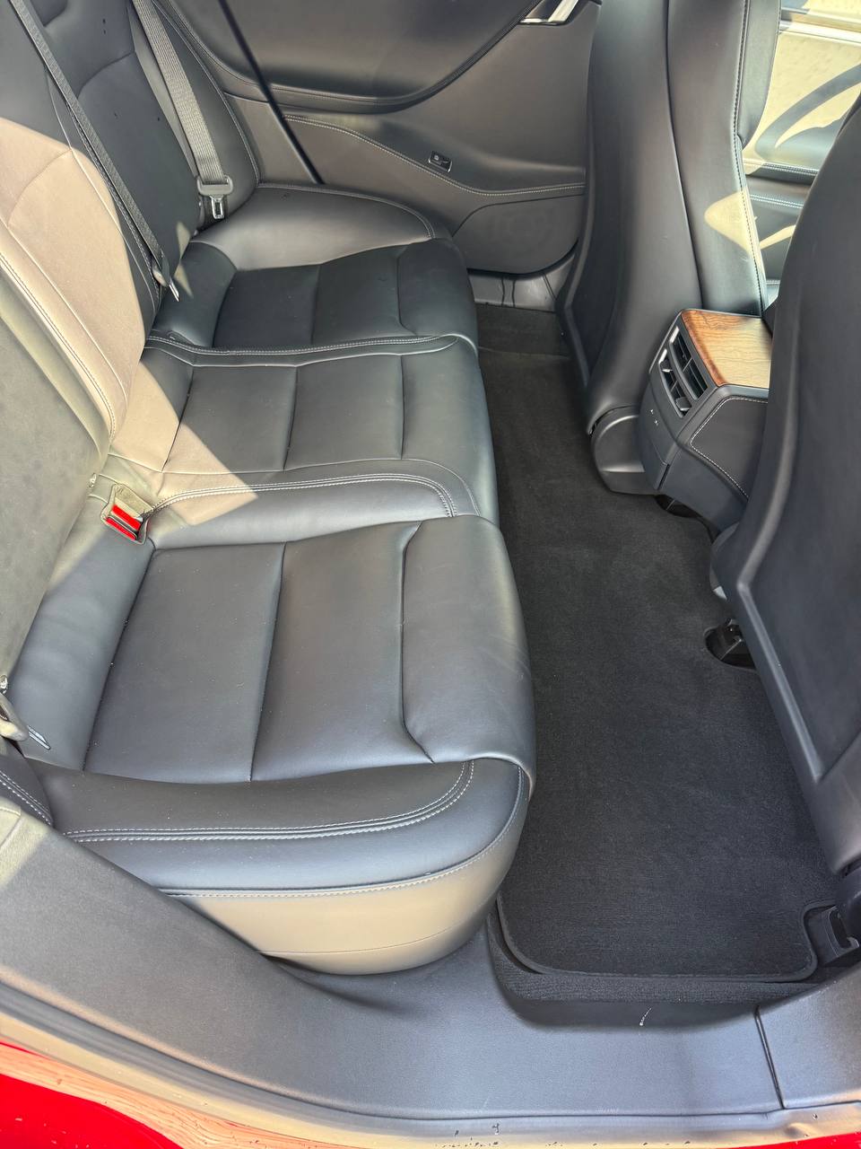 Tesla Model S Long Range Plus thumbnail 11