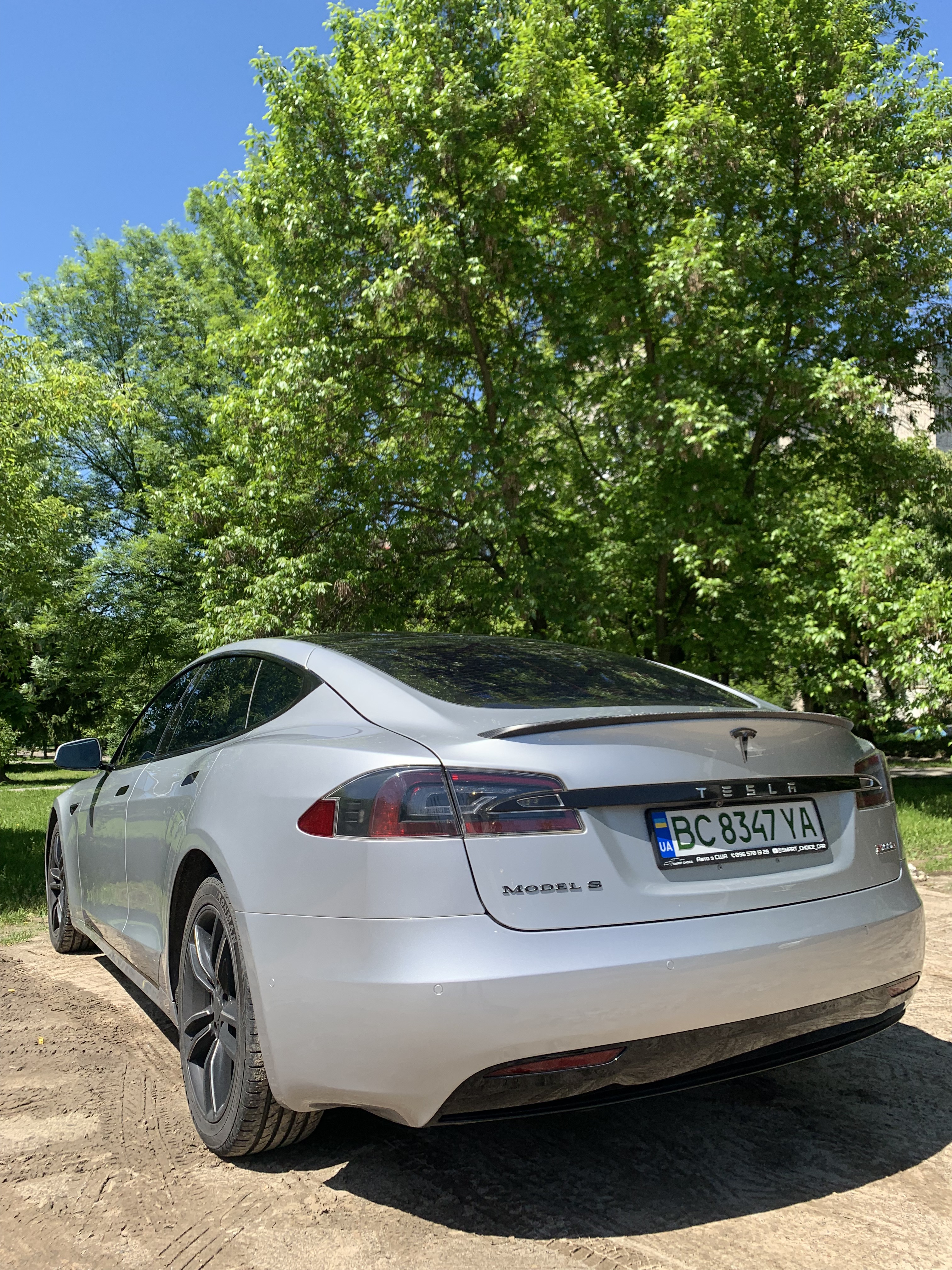 Tesla Model S P100D thumbnail 2