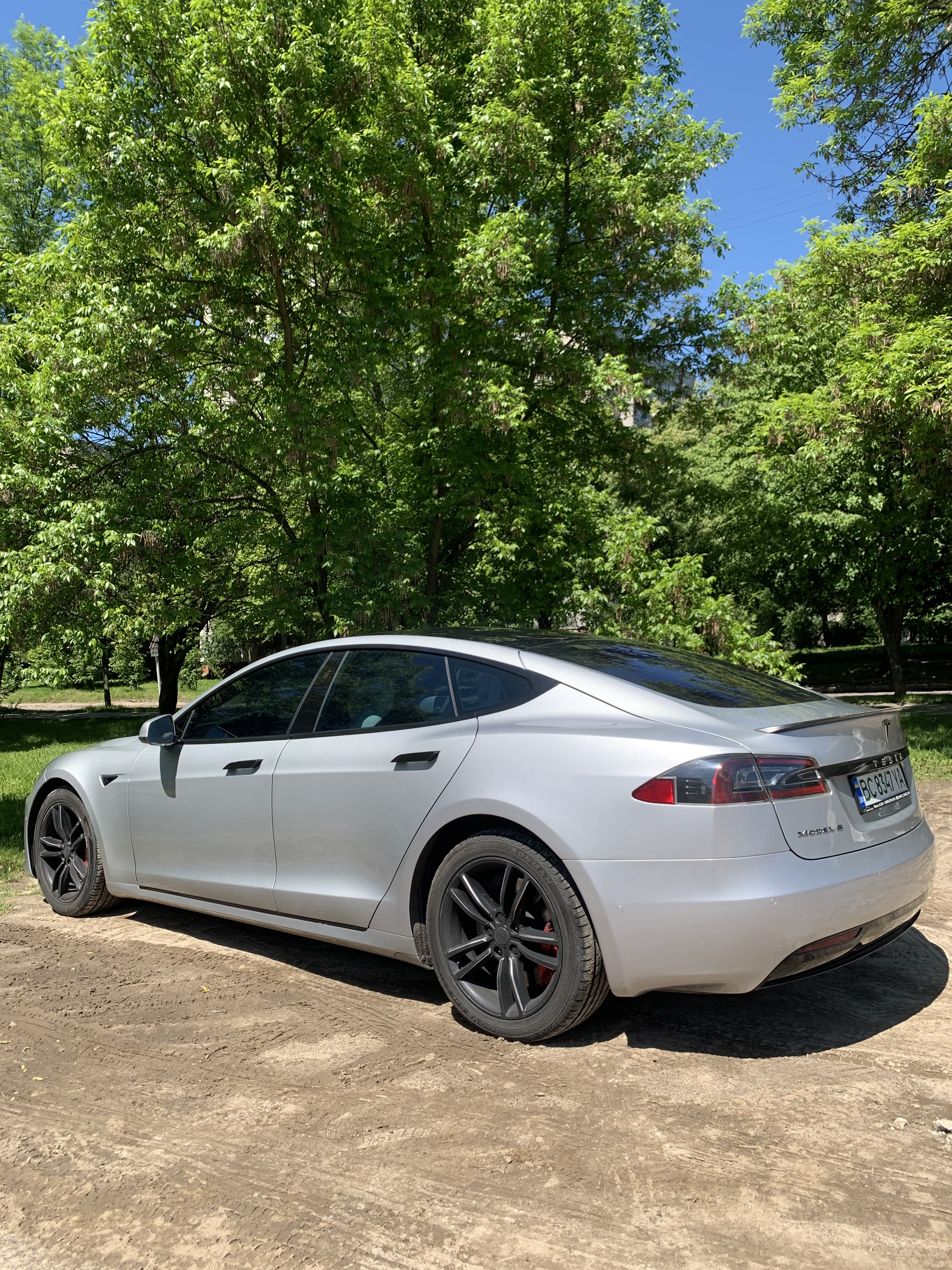 Tesla Model S P100D thumbnail 4
