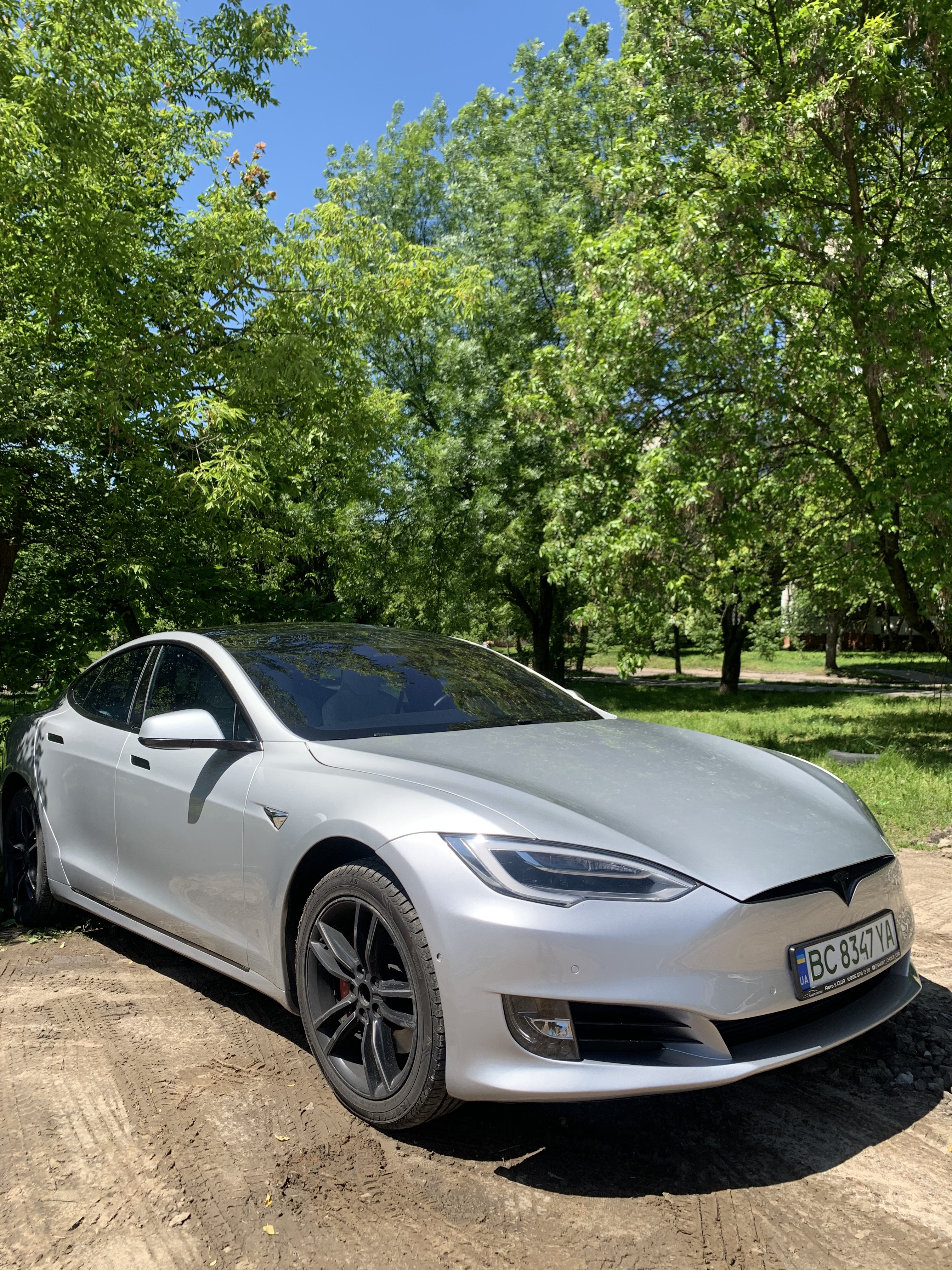 Tesla Model S P100D thumbnail 8