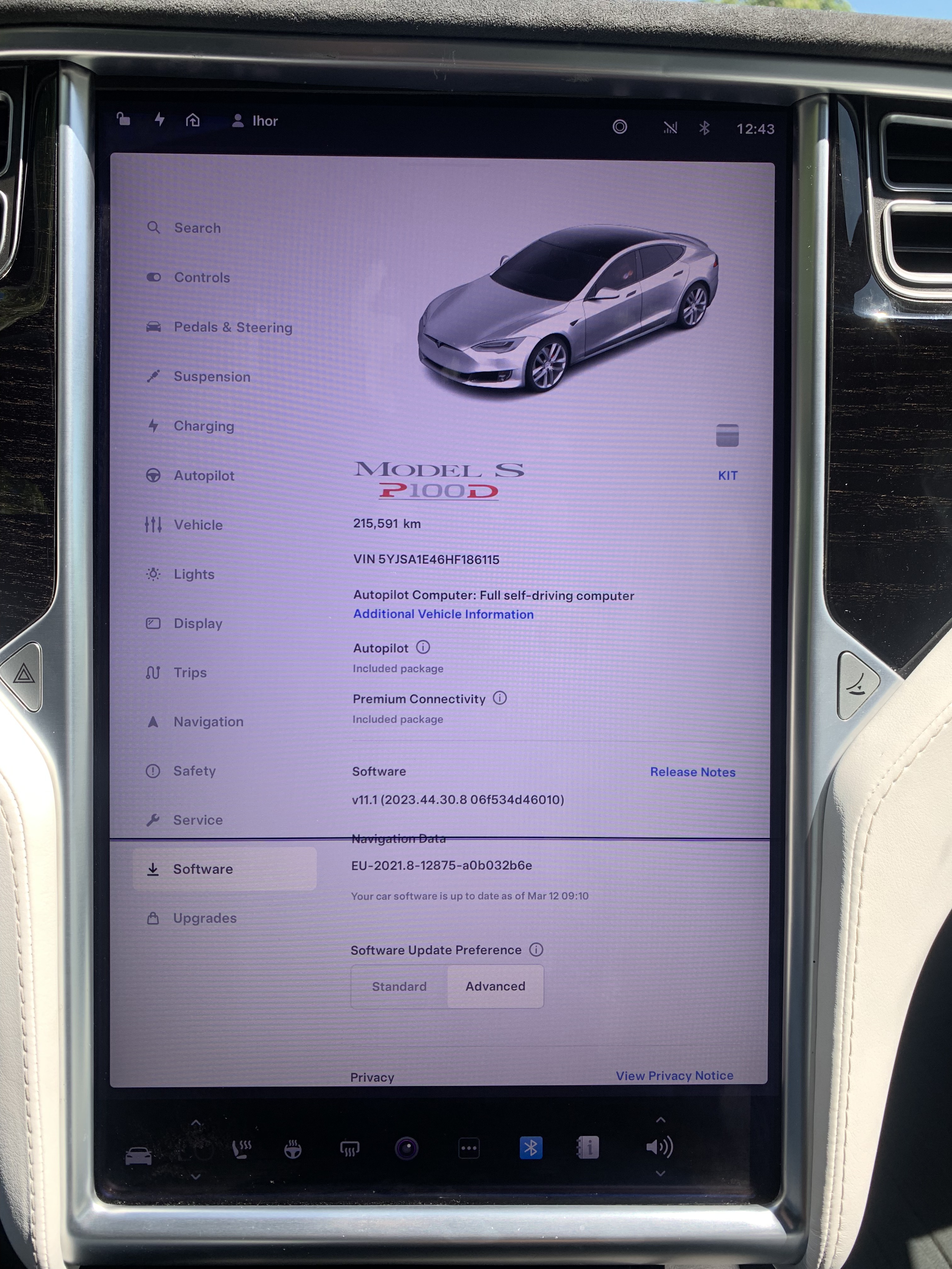 Tesla Model S P100D thumbnail 12