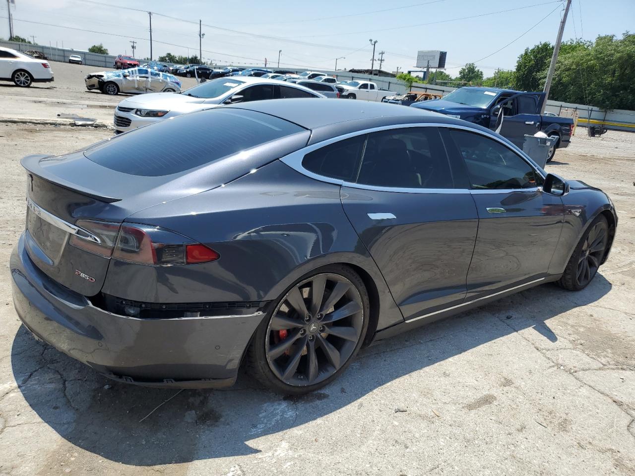 Tesla Model S P85D thumbnail 2